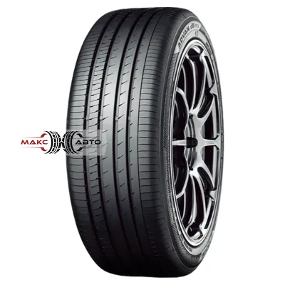 Шина Yokohama Advan dB V553 235/45R18 · Лето